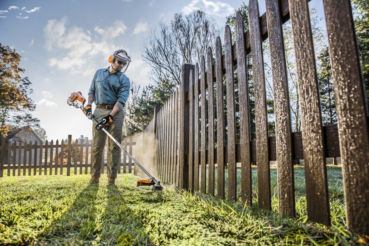 Whipper Snipper vs Brushcutter: Which Tool Is Right for Your Yard?