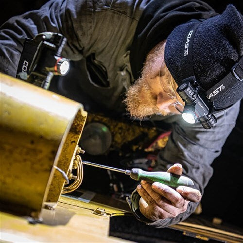 Coast XPH34R Rechargeable Pure Beam Focusing LED Headlamp (2700LUM)