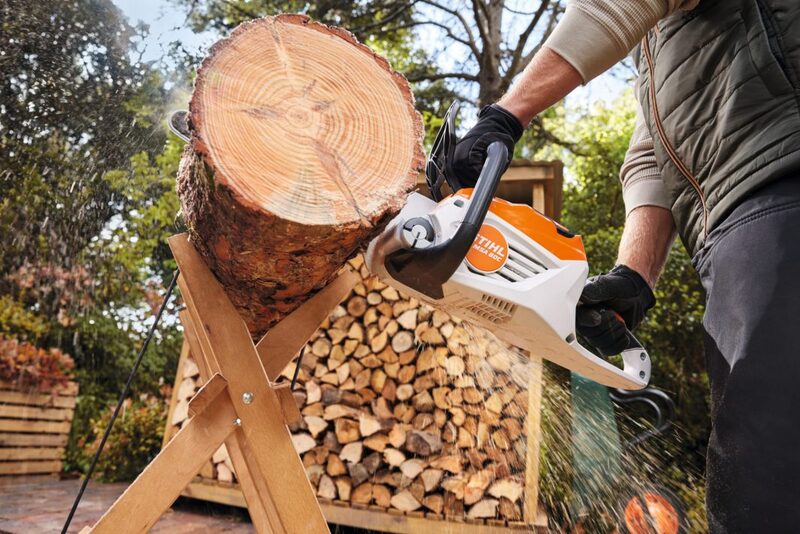 Stihl MSA 80 Battery Chainsaw Kit