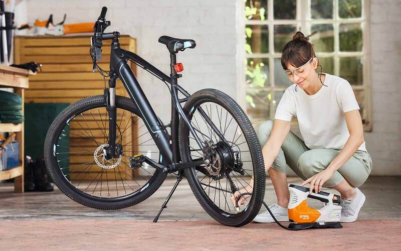 Stihl KOA 20 Battery Compressor (Kit)